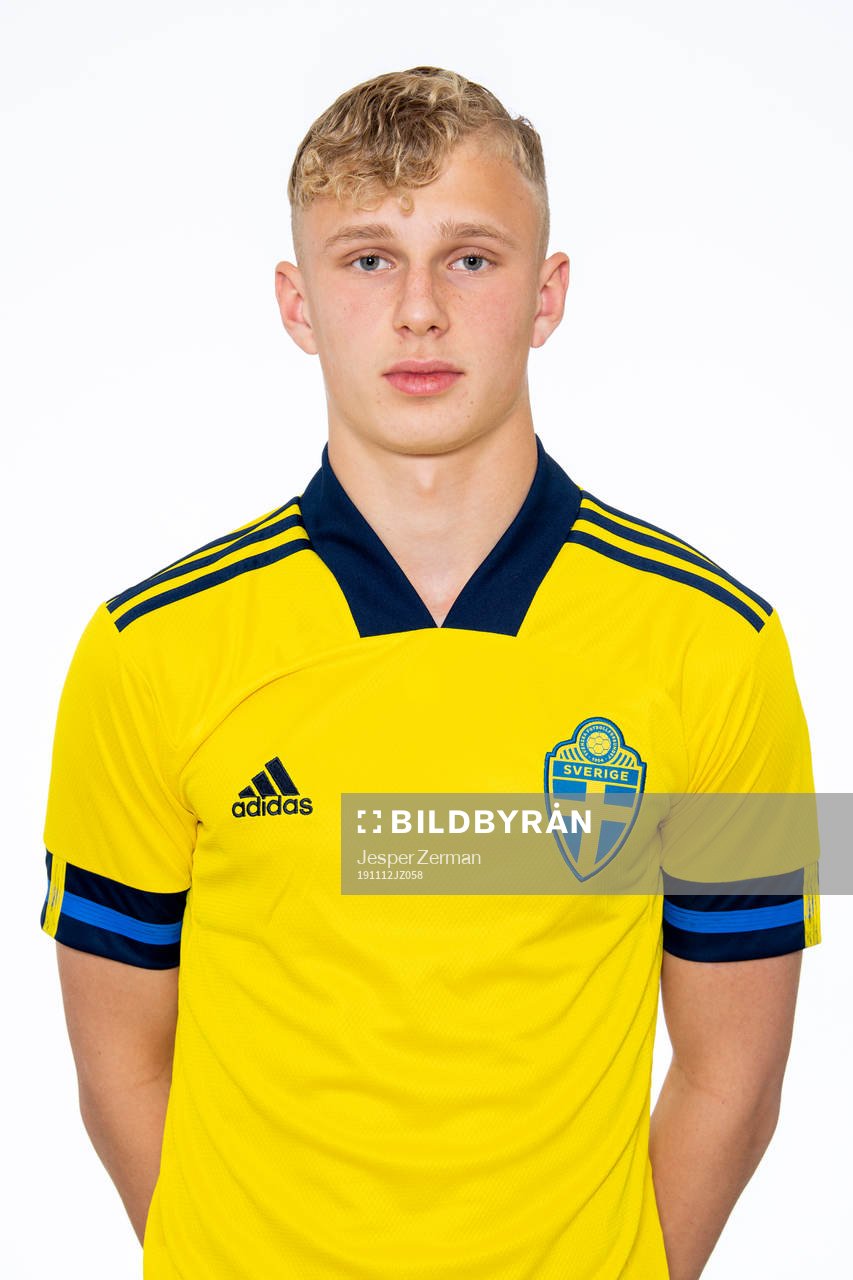 Liam Olausson i P17-landslaget