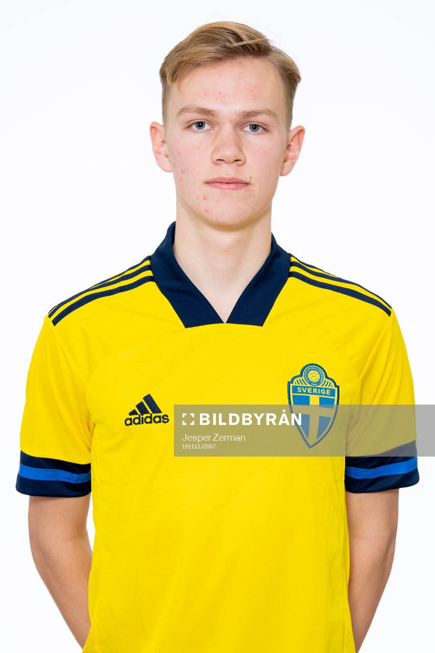 Melker Roslin i P17-landslaget