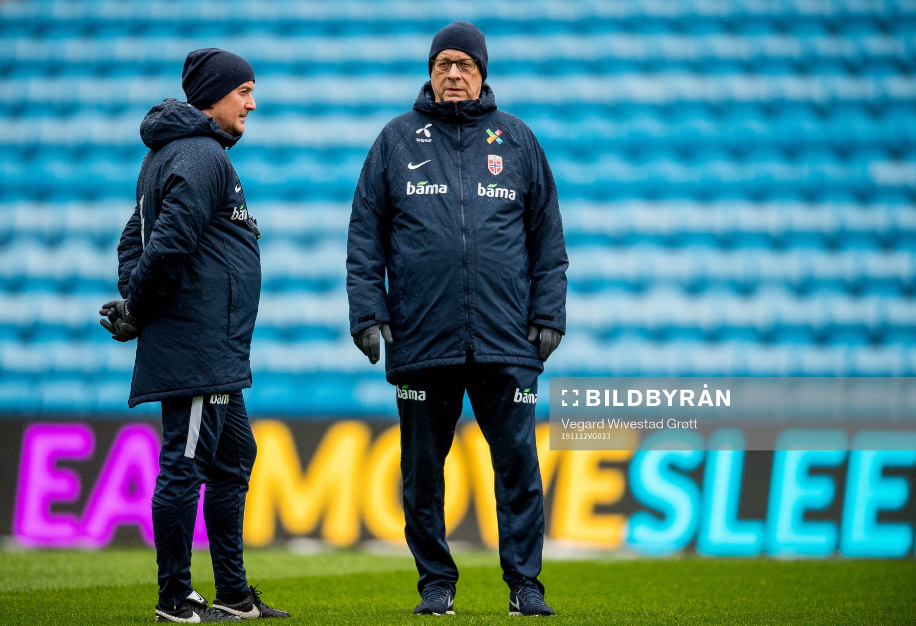 Per Joar Hansen, assistant coach, and Lars Lagerbäck, head