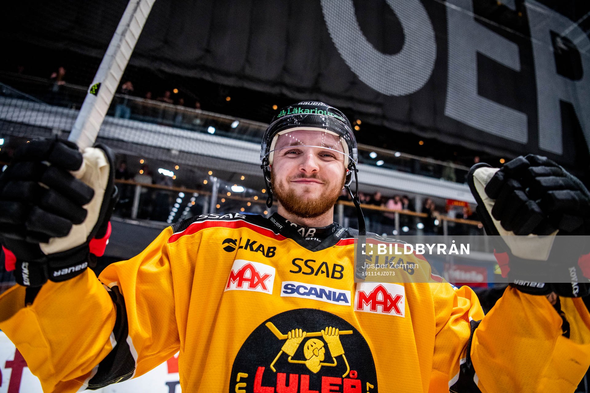 Luleås Robin Kovacs jublar