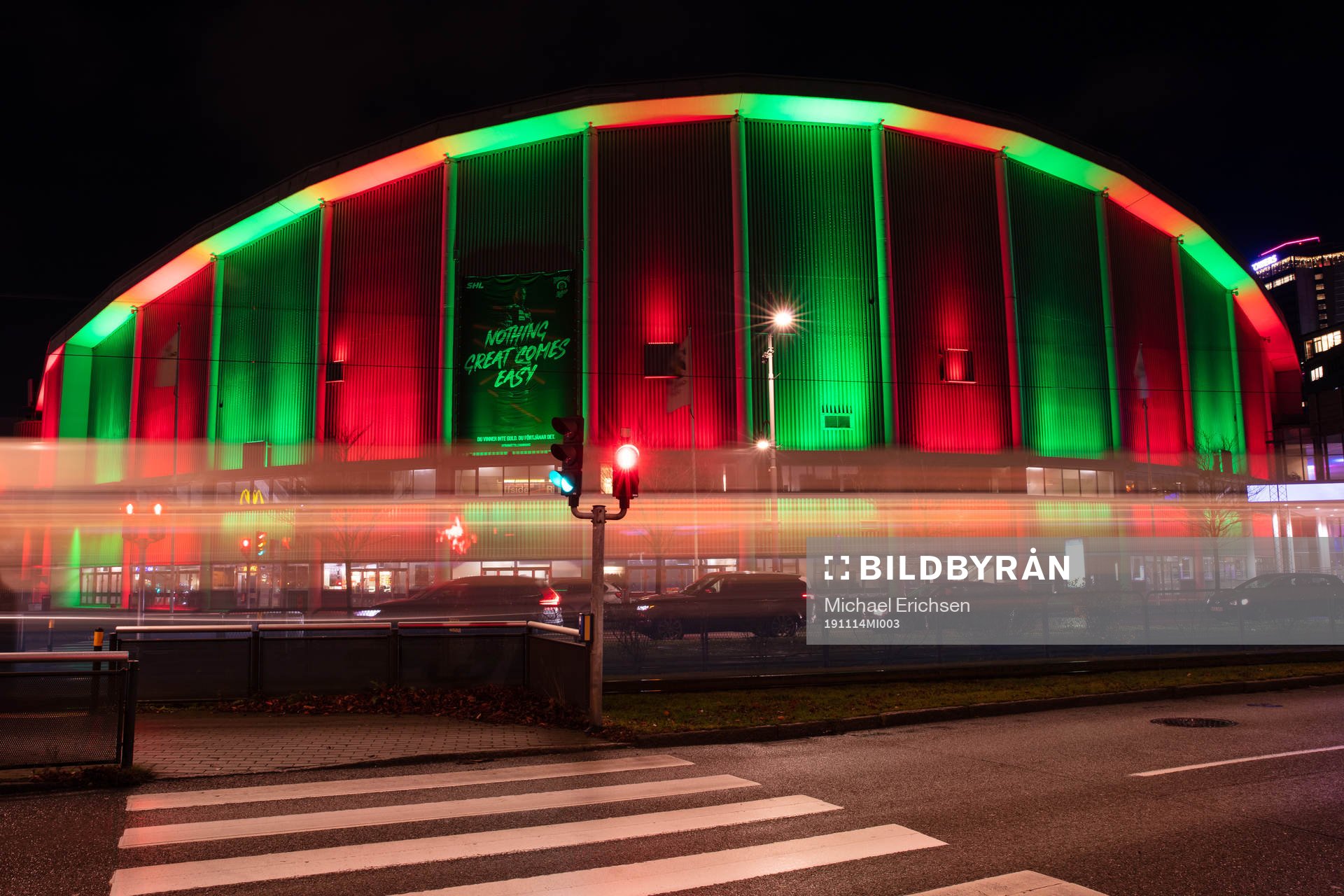 Arena Scandinavium exteriört innan ishockeymatchen i SHL