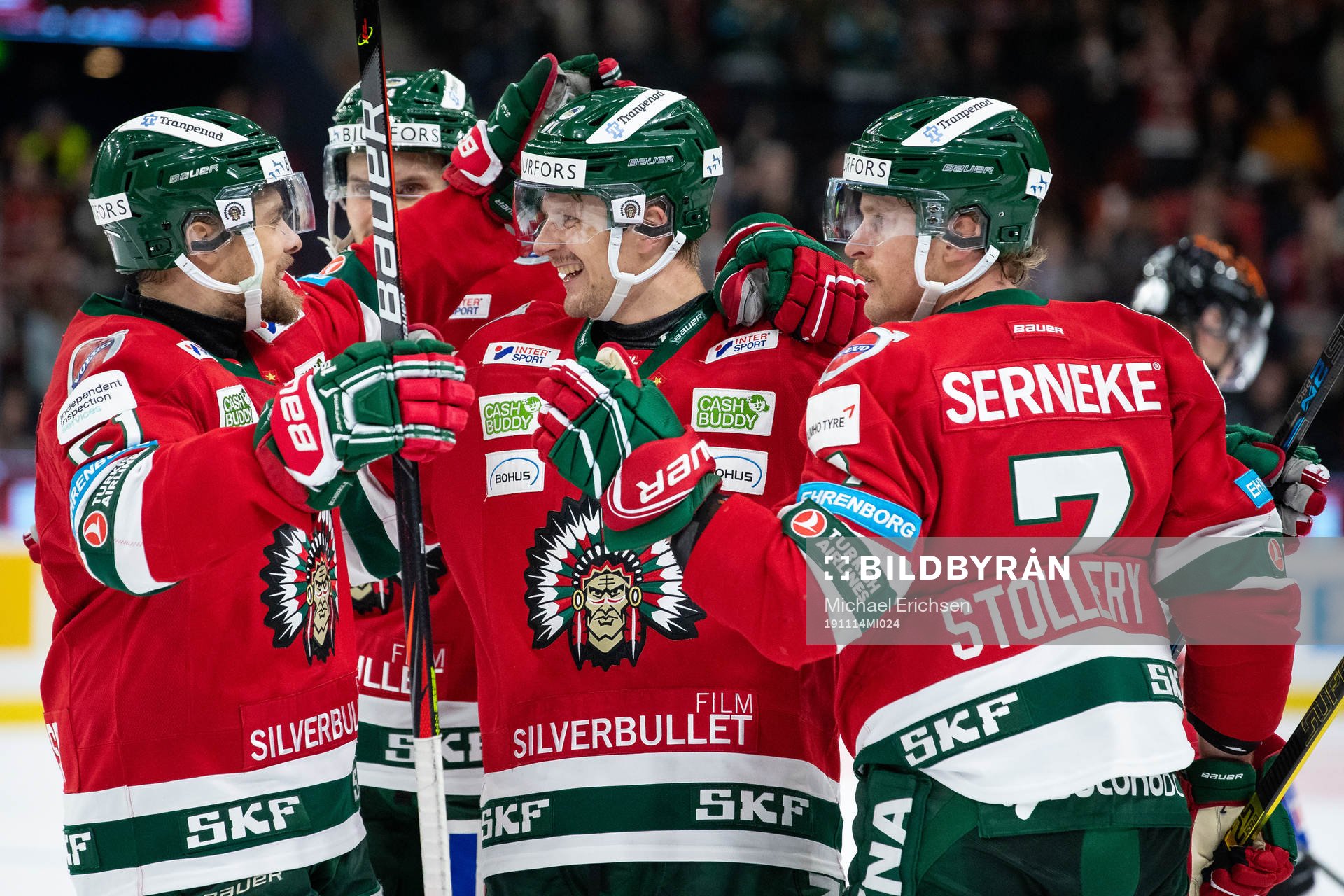 Frölundas Nicklas Lasu jublar med lagkamrater
