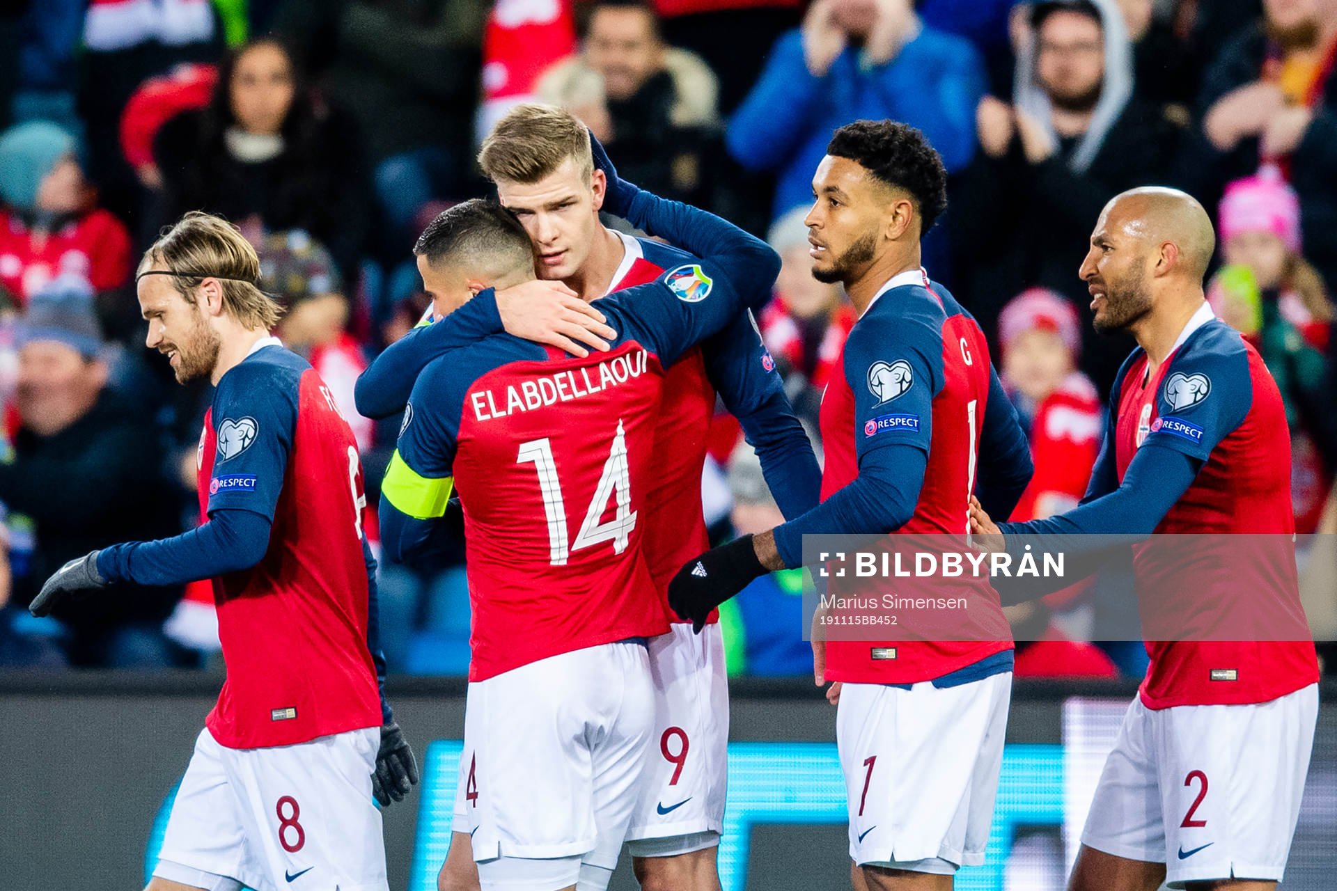 Alexander Sørloth of Norway celebrates with teammates