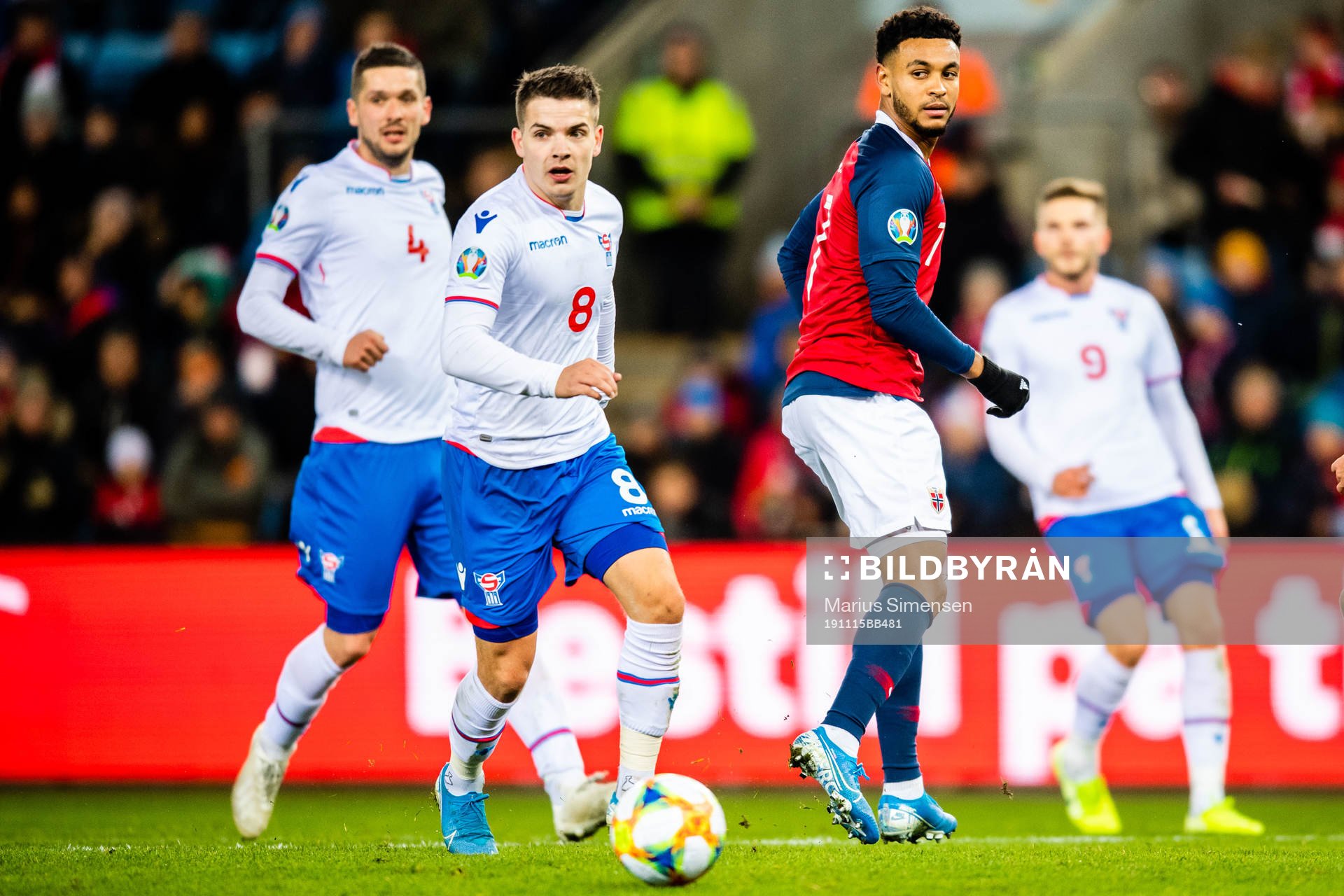 Gilli Rólantsson of Faroe Islands and Joshua Christian