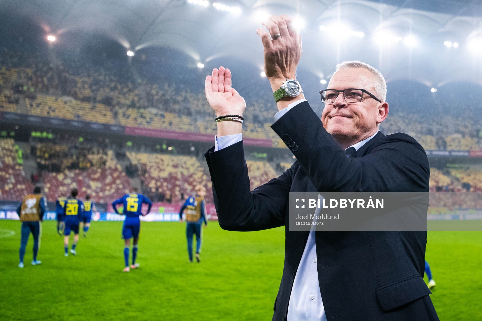 Janne Andersson, head coach of Sweden celebrates after the UEFA Euro Qualifier football match between Romania and Sweden on November 15, 2019 in Bucharest.