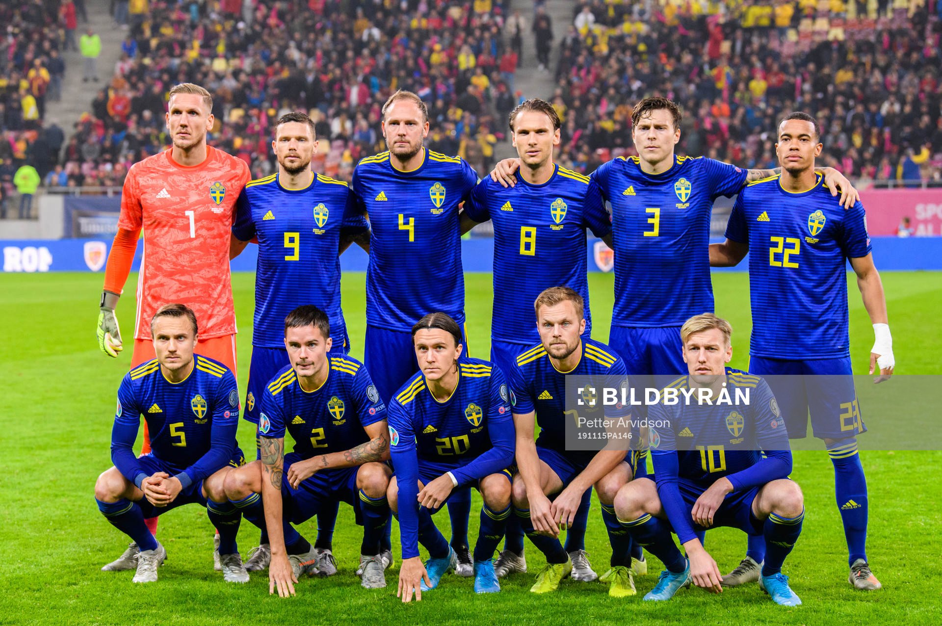 Starting eleven of Sweden, top row from the left goalkeeper Robin Olsen, Marcus Berg, Andreas Granqvist, Albin Ekdal, Victor Nilsson Lindelöf and Robin Quaison. Bottom row from left Pierre Bengtsson, Mikael Lustig, Kristoffer Olsson, Sebastian Larsson and Emil Forsberg pose for a team group photo prior the UEFA Euro Qualifier football match between Romania and Sweden on November 15, 2019 in Bucharest.