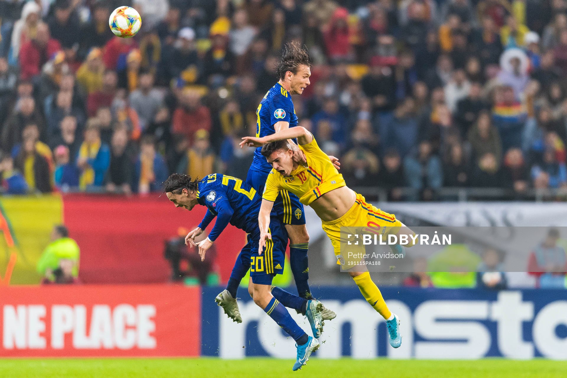 Albin Ekdal and Kristoffer Olsson of Sweden compete for the