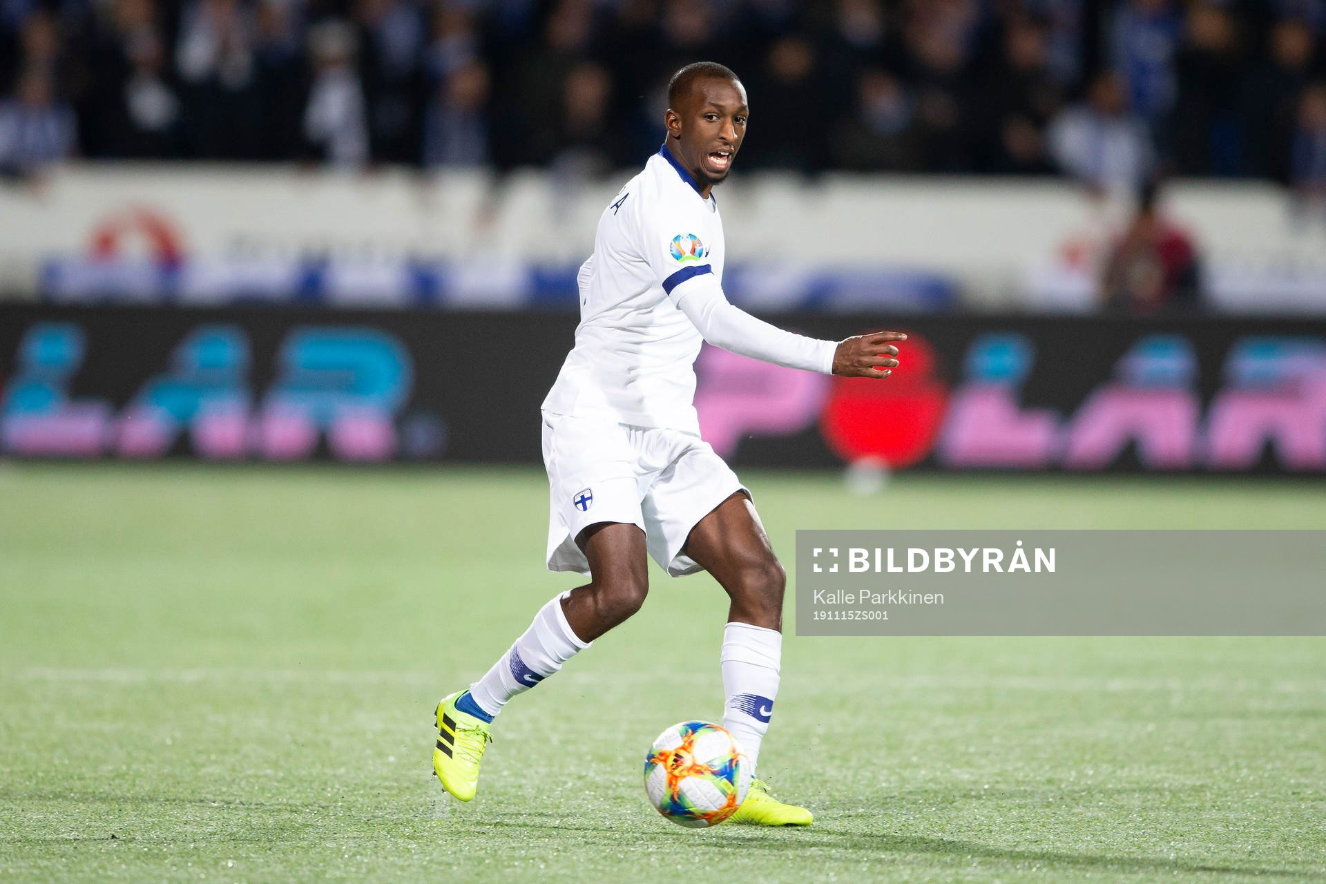 Glen Kamara #6, FIN
