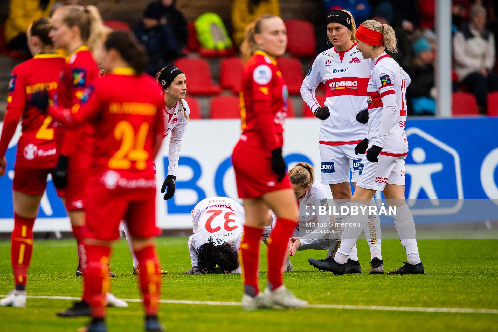 Kennya Kinda Esther Cordner of Sandviken in pain