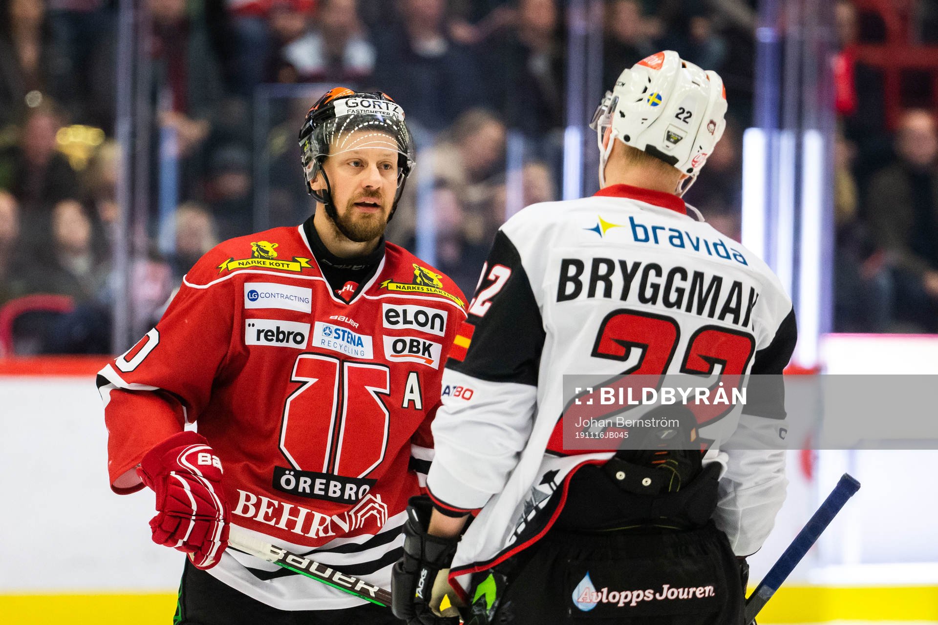 Örebros Marcus Weinstock och Malmö Redhawks Lars Bryggman