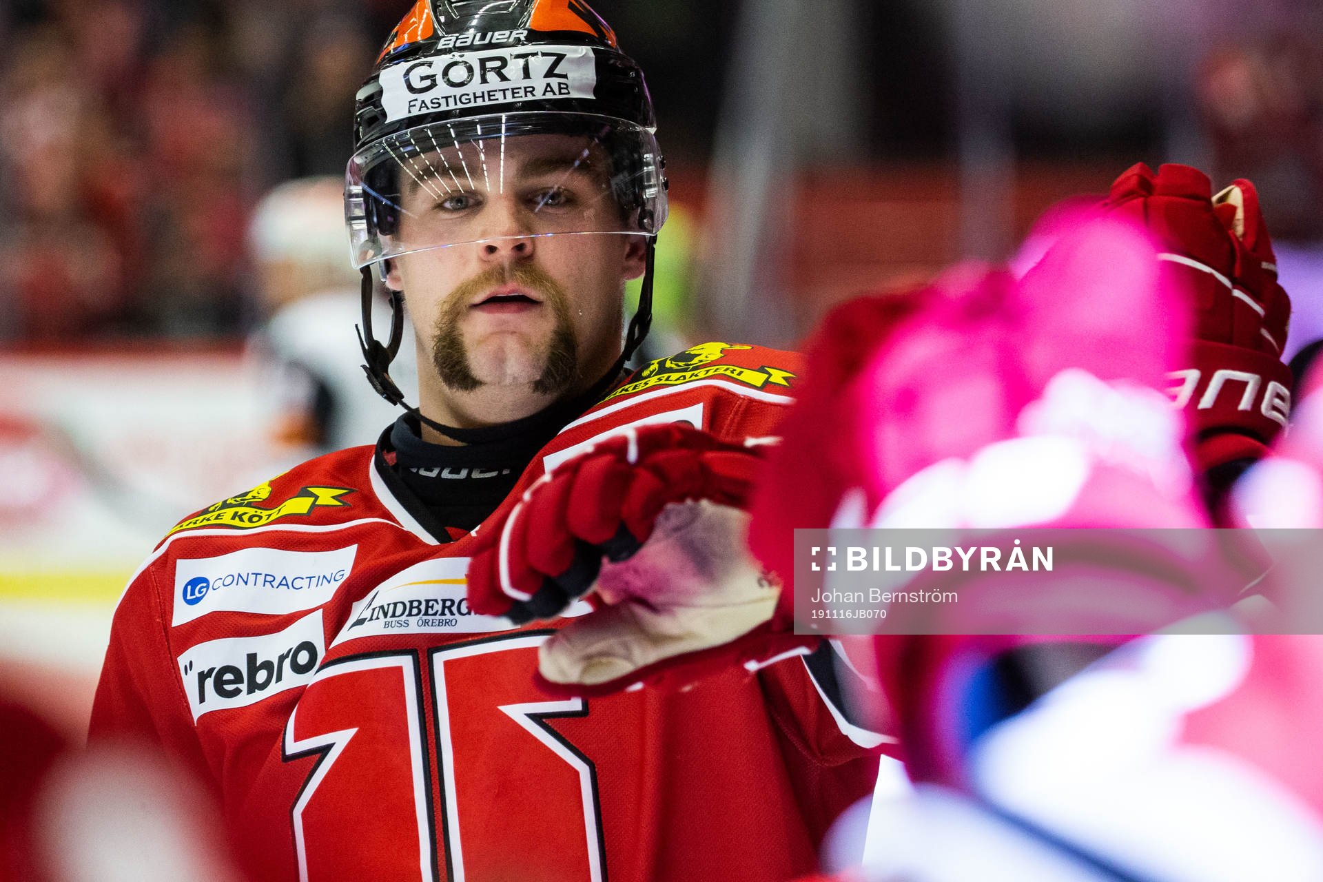 Örebros Aaron Irving jublar