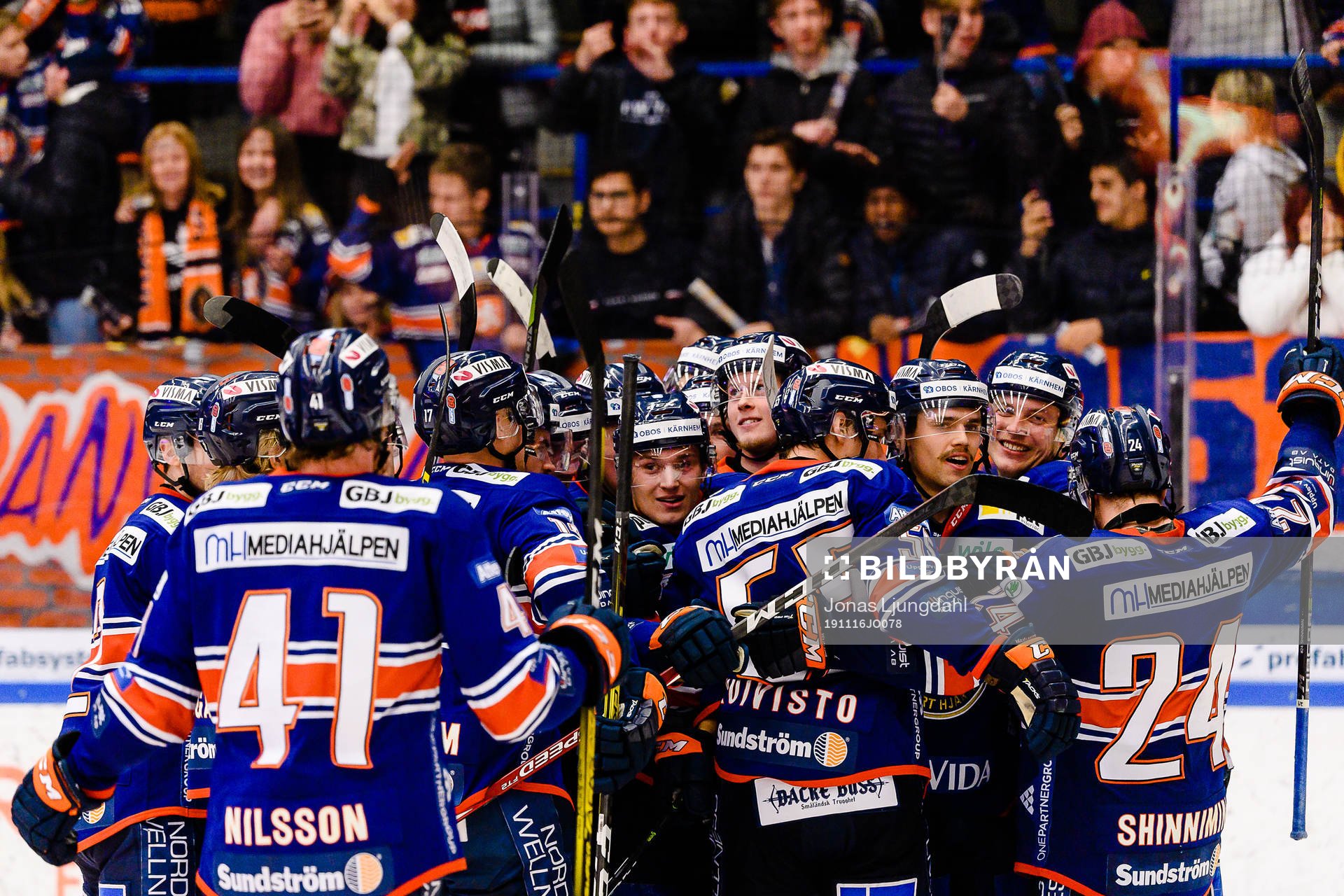 Växjös spelare jublar
