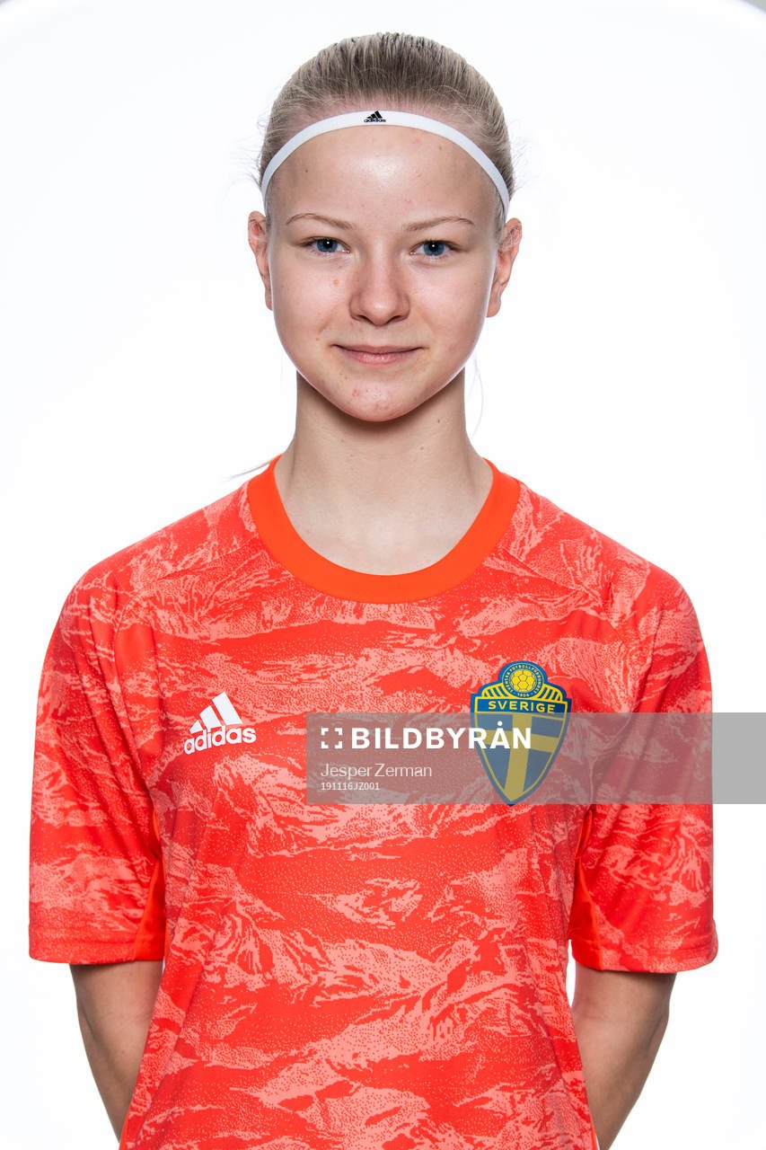 Amanda Aldén i F15-landslaget