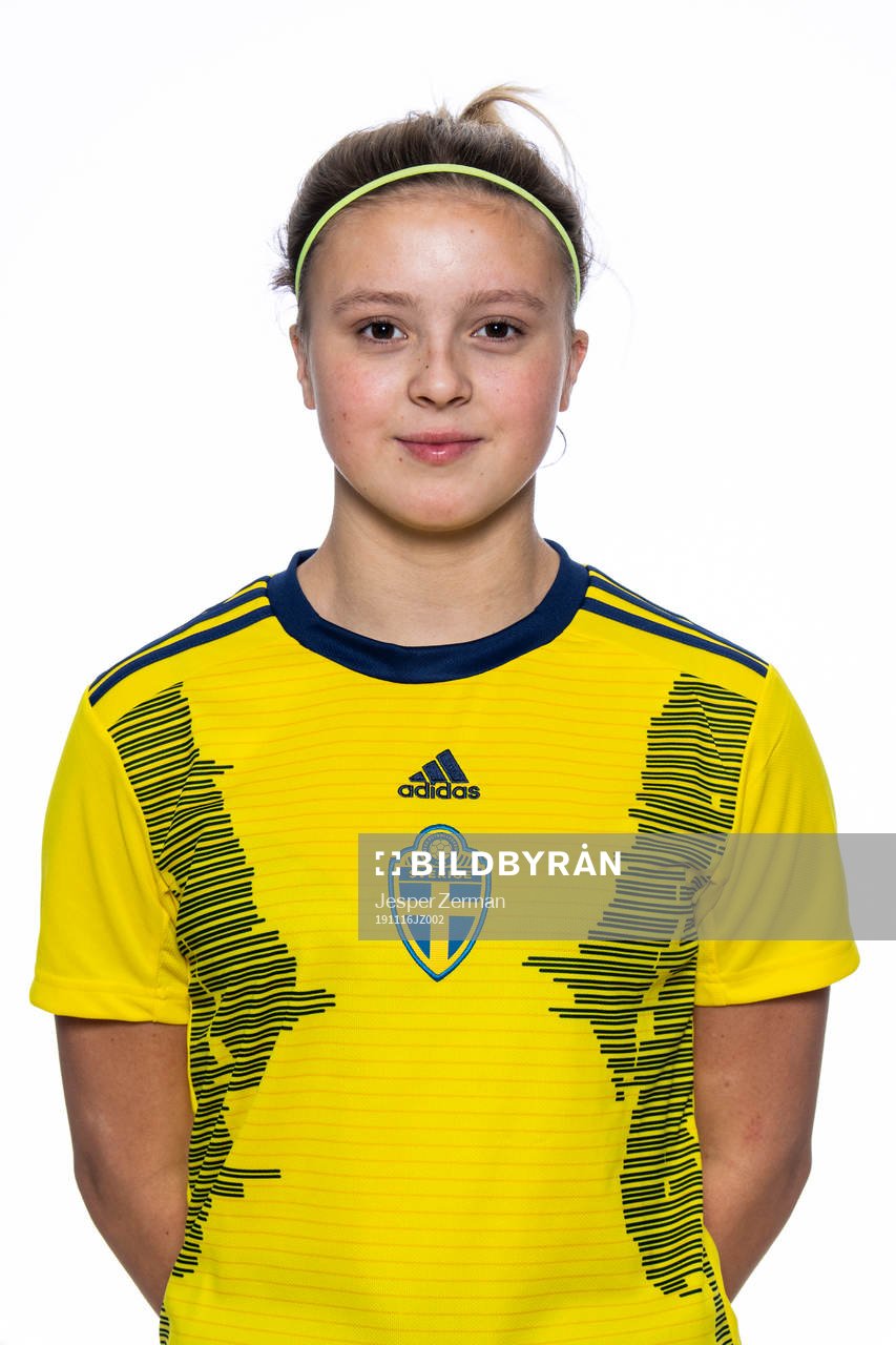 Nea Berg i F15-landslaget