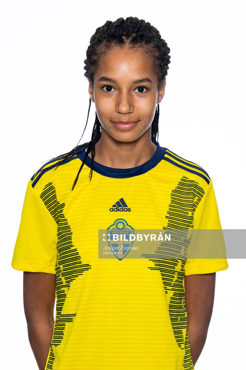 Eden Lind i F15-landslaget