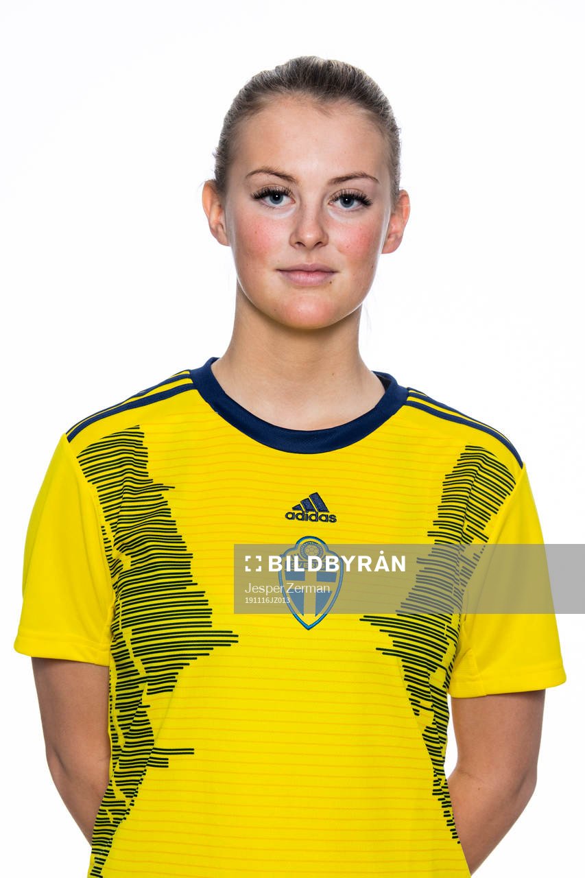 Alice Hedström i F15-landslaget