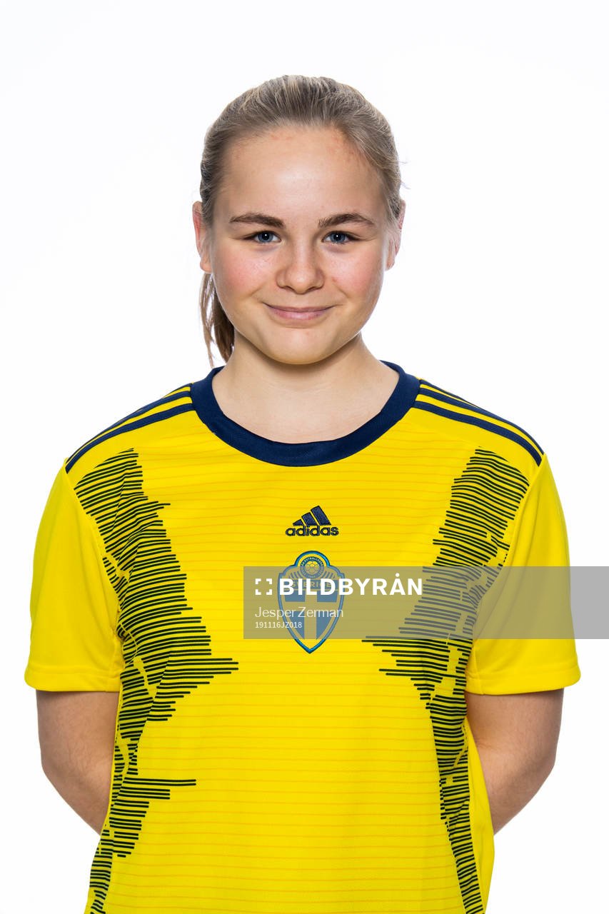 Lisa Hillberg i F15-landslaget