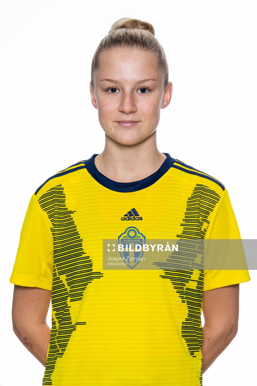 Litéa Karlsson i F15-landslaget