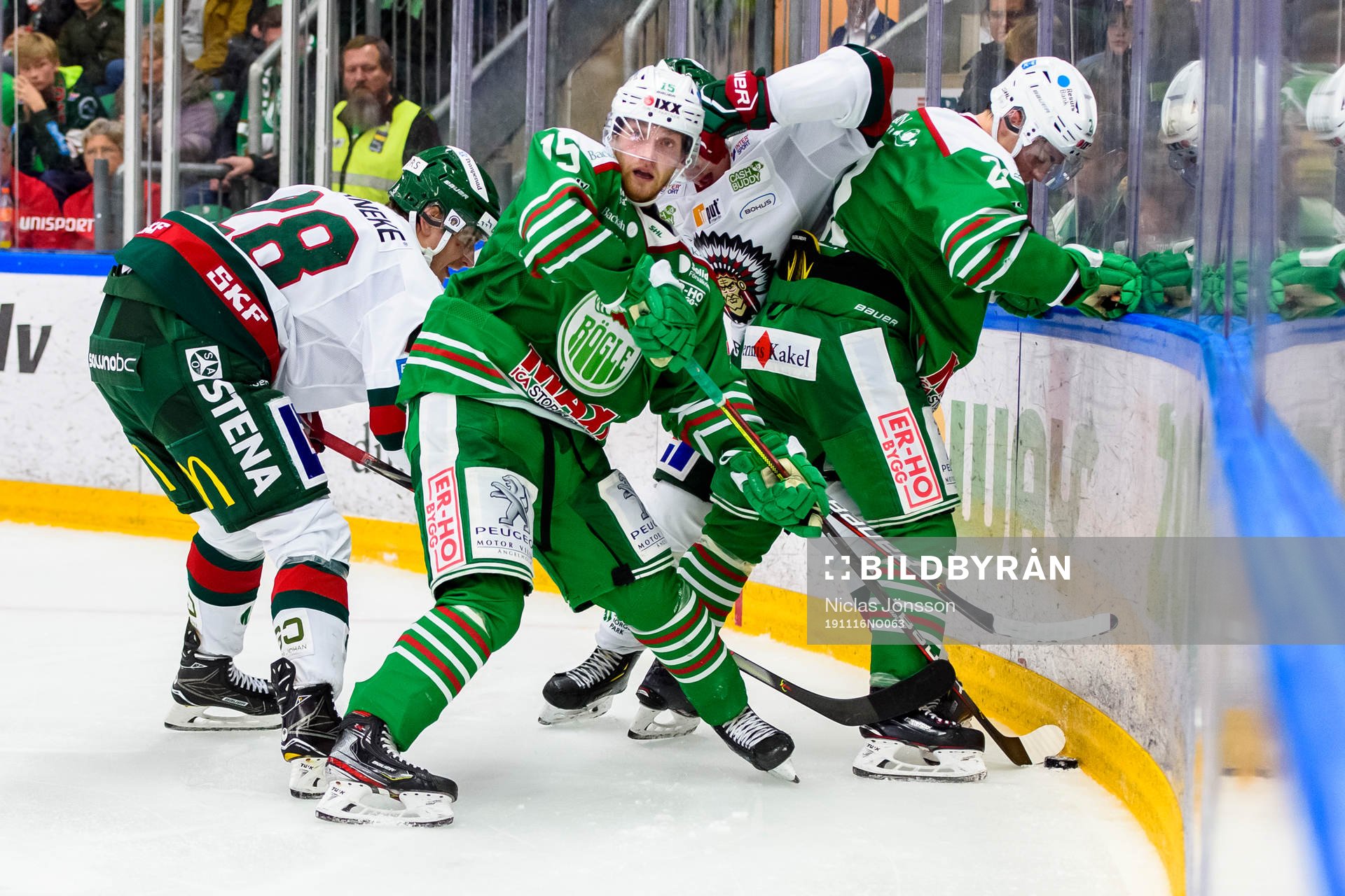 Rögles Simon Ryfors  och Nils Höglander