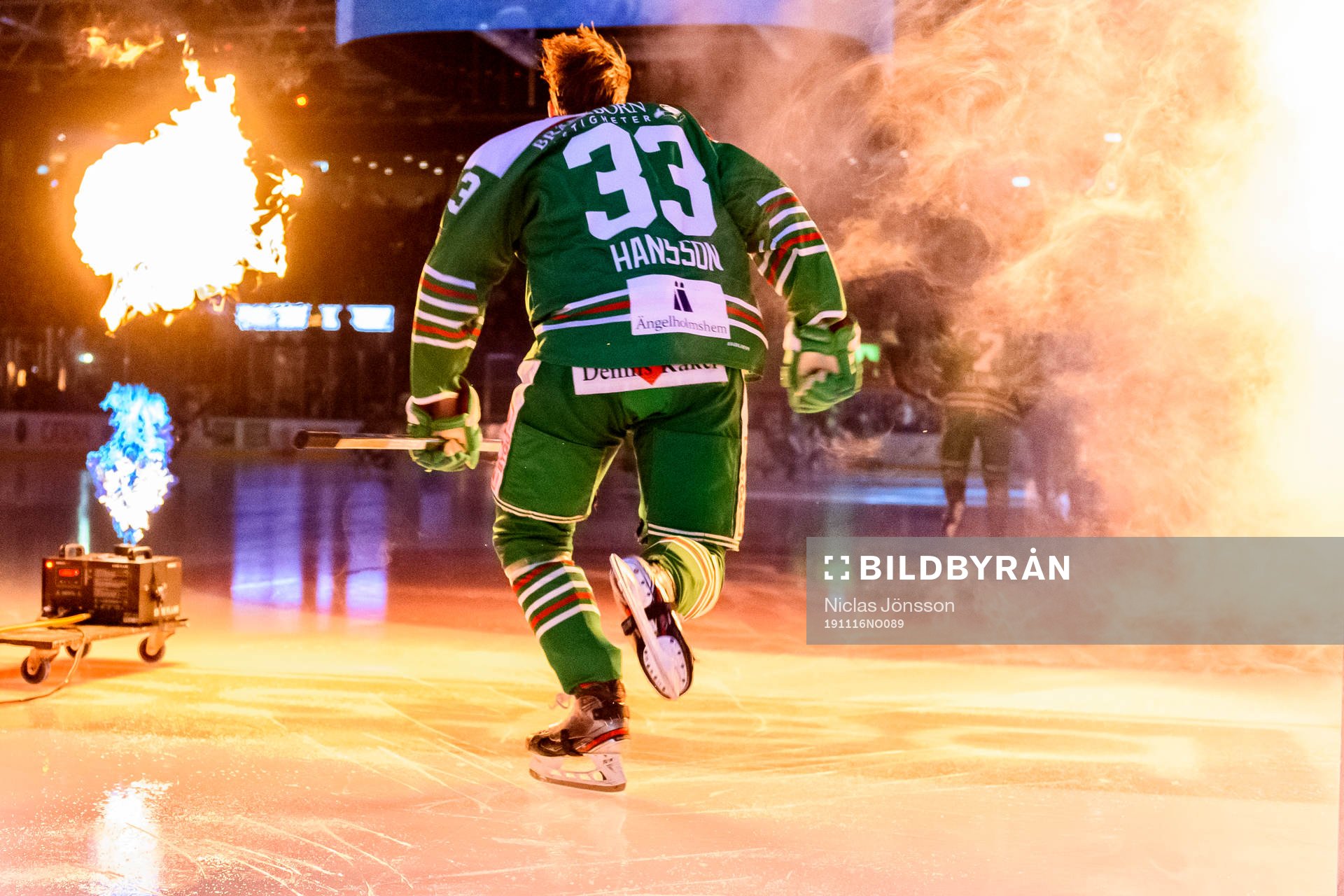 Rögles Niklas Hansson innan ishockeymatchen i SHL mellan