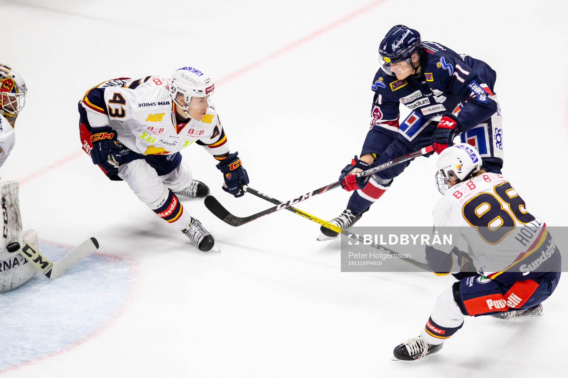 Luleås Petter Emanuelsson mot Djurgårdens Tom Nilsson och