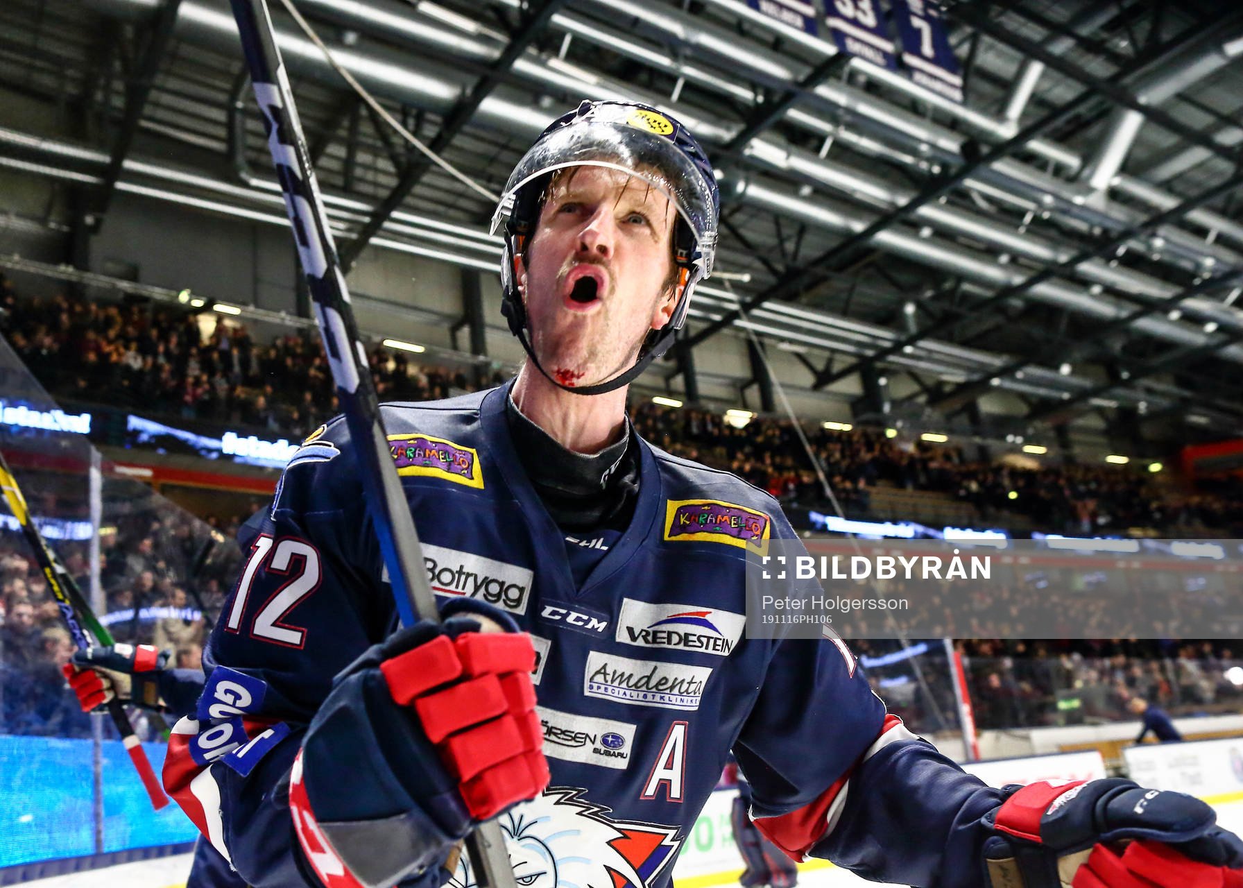 Linköpings Sebastian Karlsson jublar