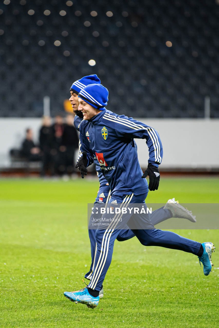 Robin Quaison and Emil Forsberg of the Swedish national