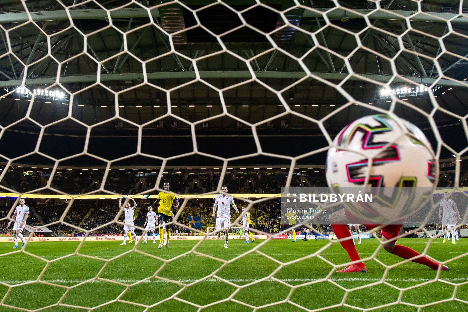 Mattias Svanberg of Sweden scores 2-0