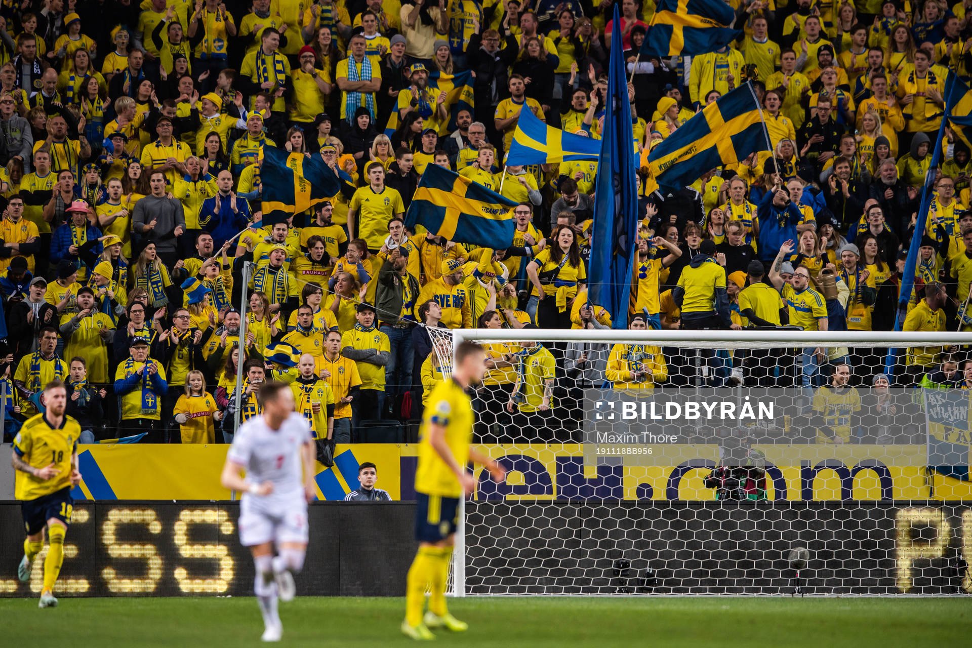 Supporters of Sweden