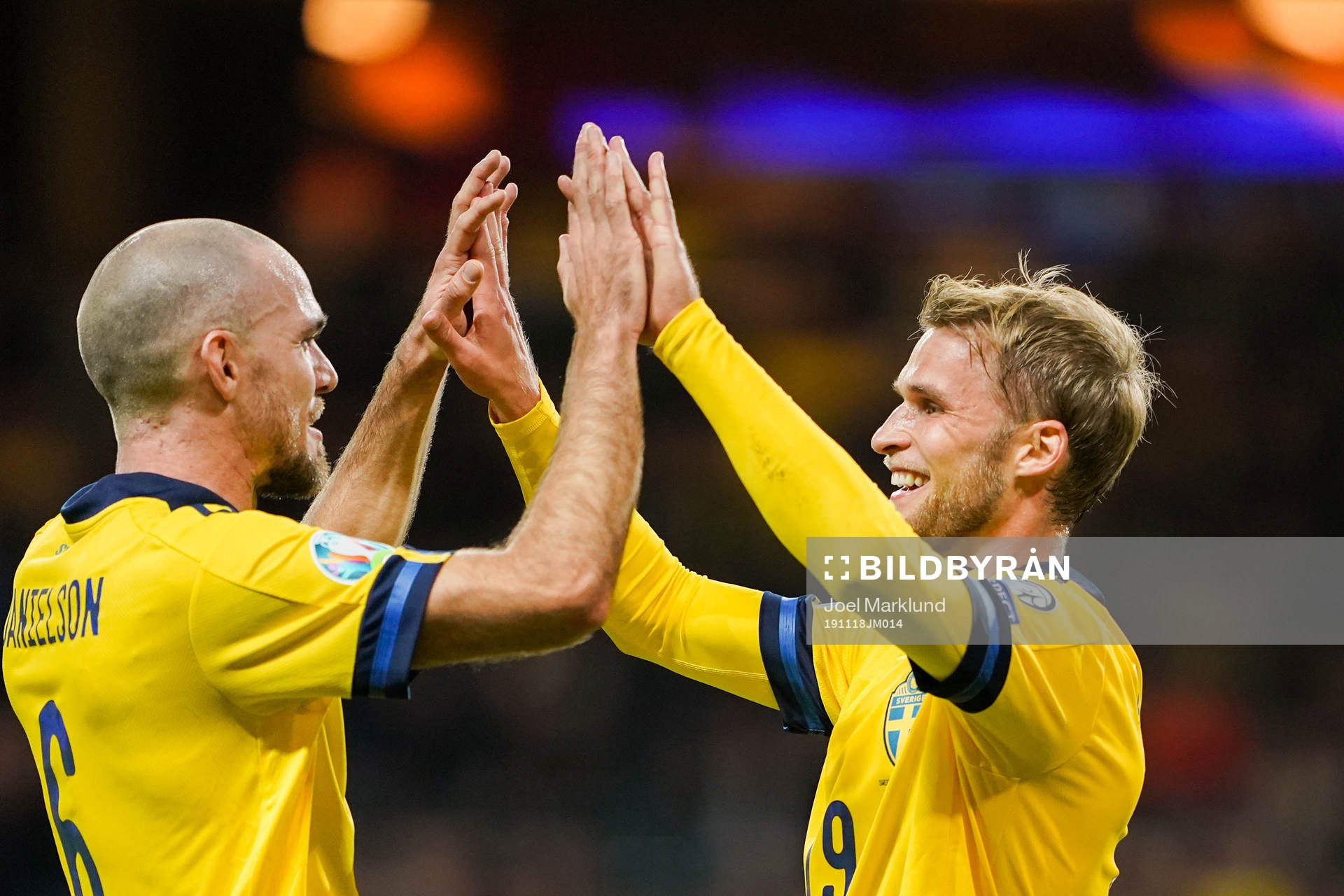 Sebastian Andersson (r) celebrate with Marcus Danielson of