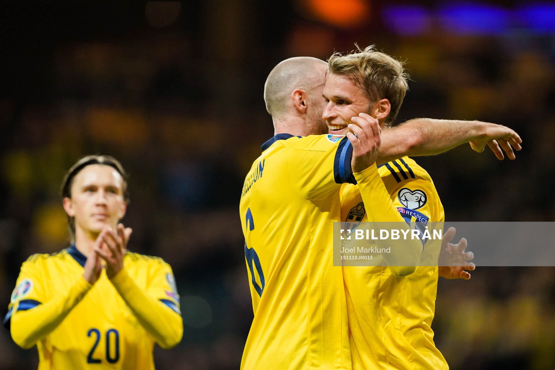 Sebastian Andersson (r) celebrate with Marcus Danielson of