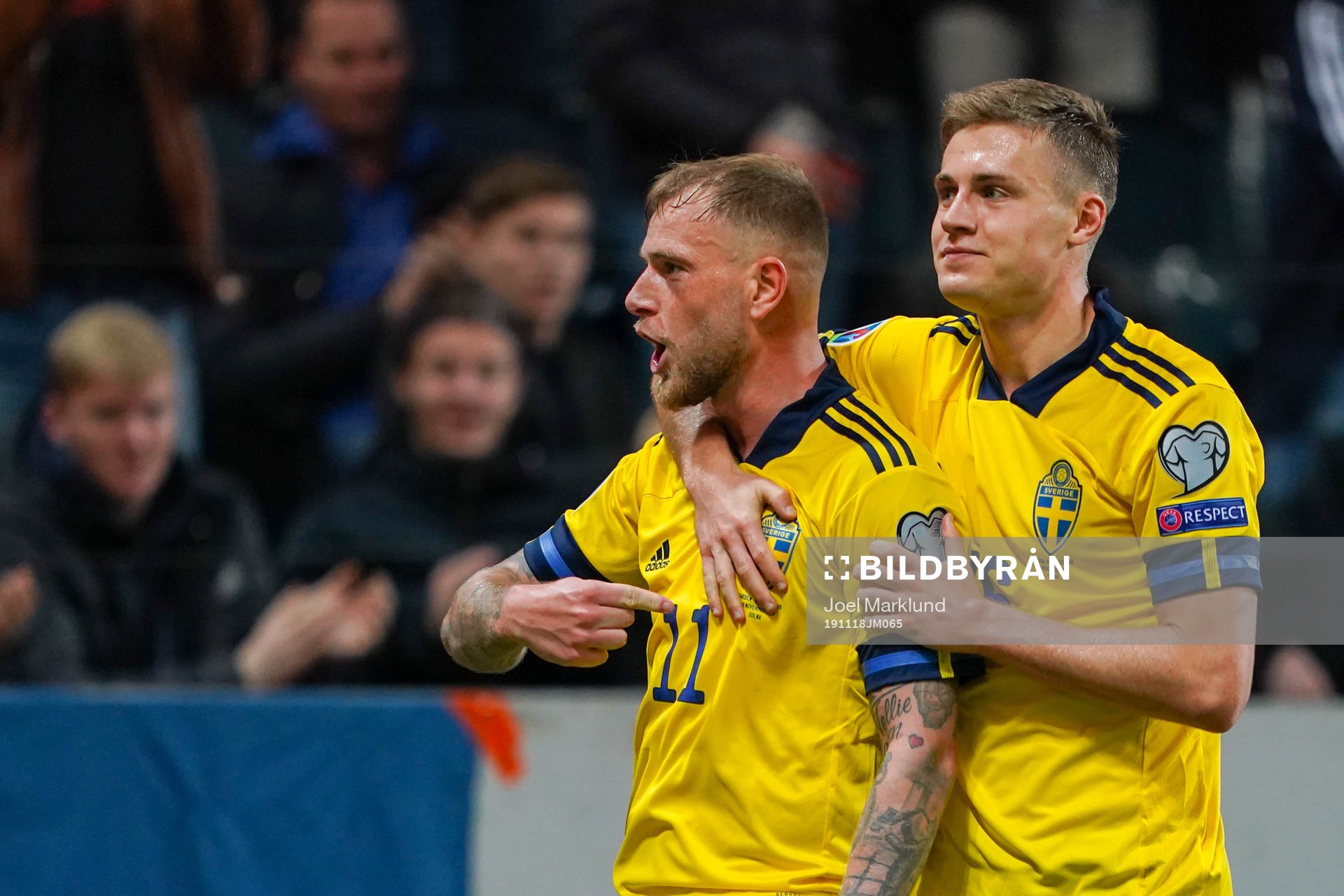 John Guidetti of Sweden celebrate with Mattias Svanberg