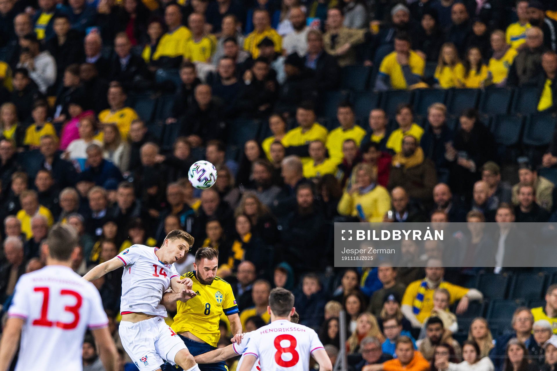 Joan Edmundsson of Faroe Islands and Muamer Tankovic of