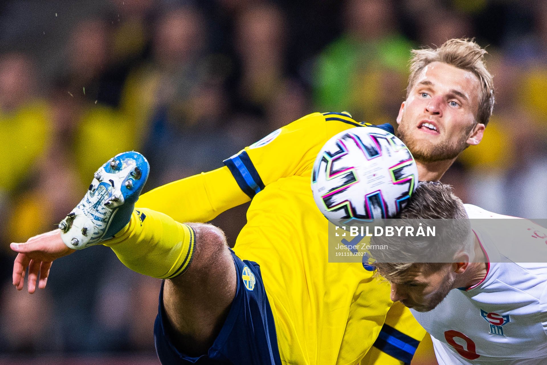 Sebastian Andersson of Sweden and Gilli Rólantsson of
