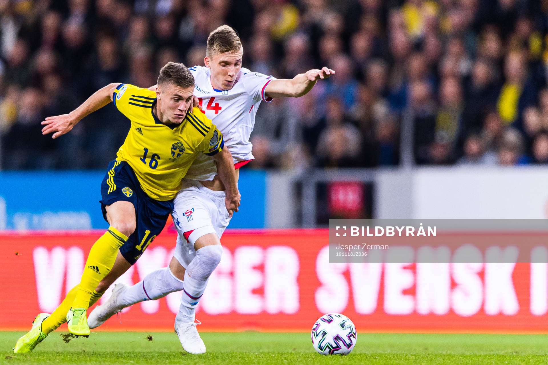 Mattias Svanberg of Sweden and Joan Edmundsson of Faroe