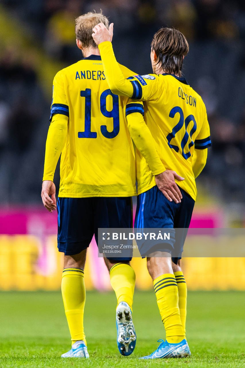 Sebastian Andersson celebrates with Kristoffer Olsson of