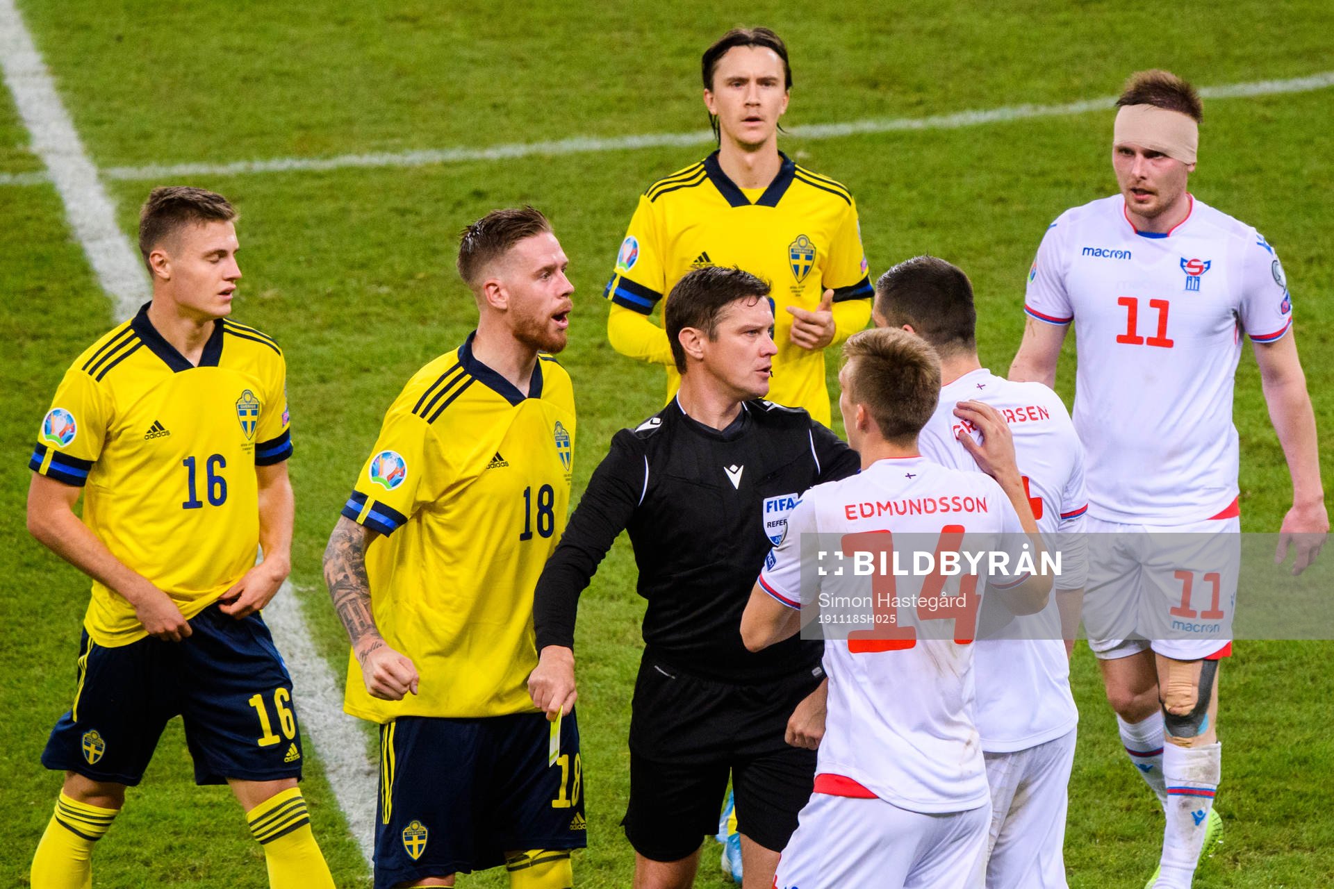Pontus Jansson of Sweden and Joan Edmundsson of Faroe