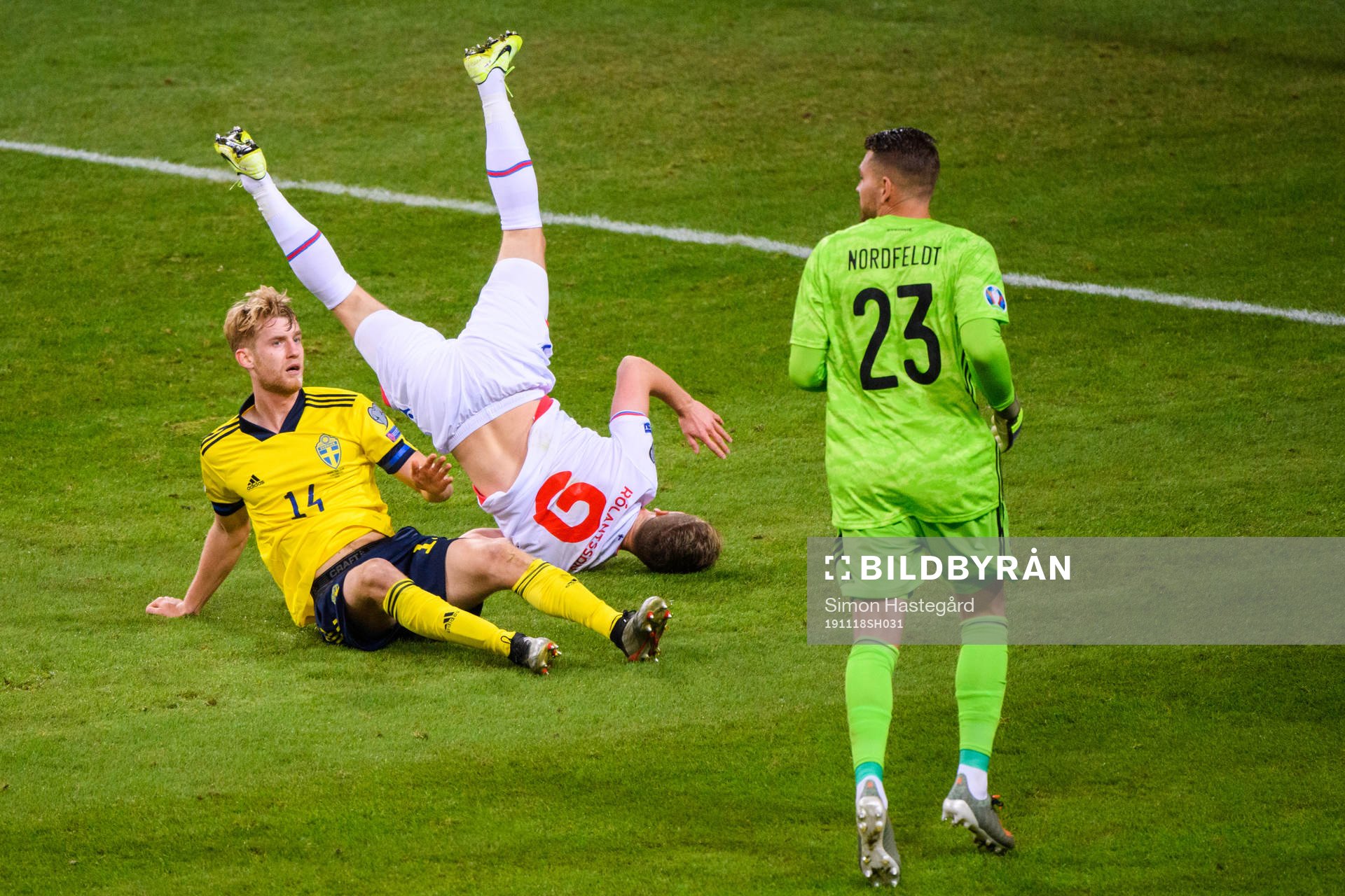 Gilli Rólantsson of Faroe Islands against Filip Helander