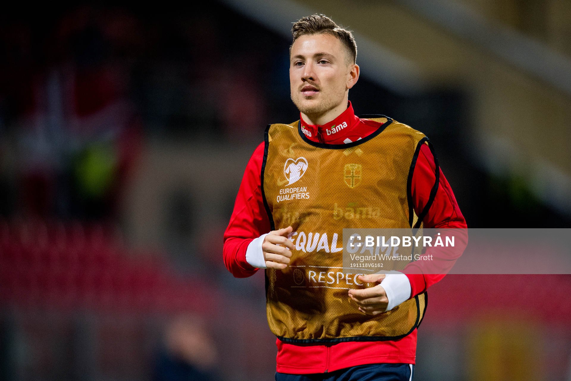Fredrik Ulvestad of Norway warms up