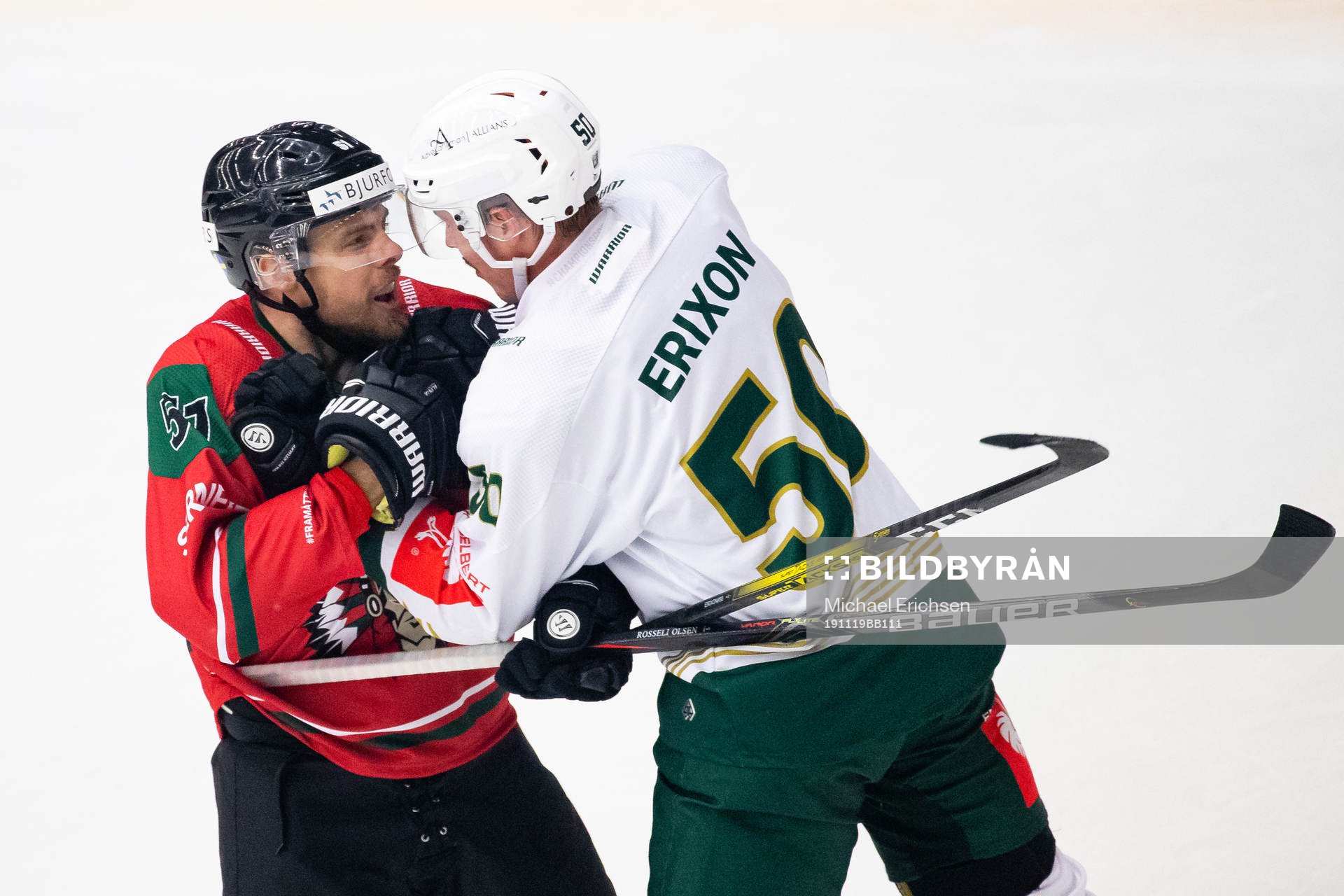 Mats Rosseli Olsen of Frölunda and Sebastian Erixon of