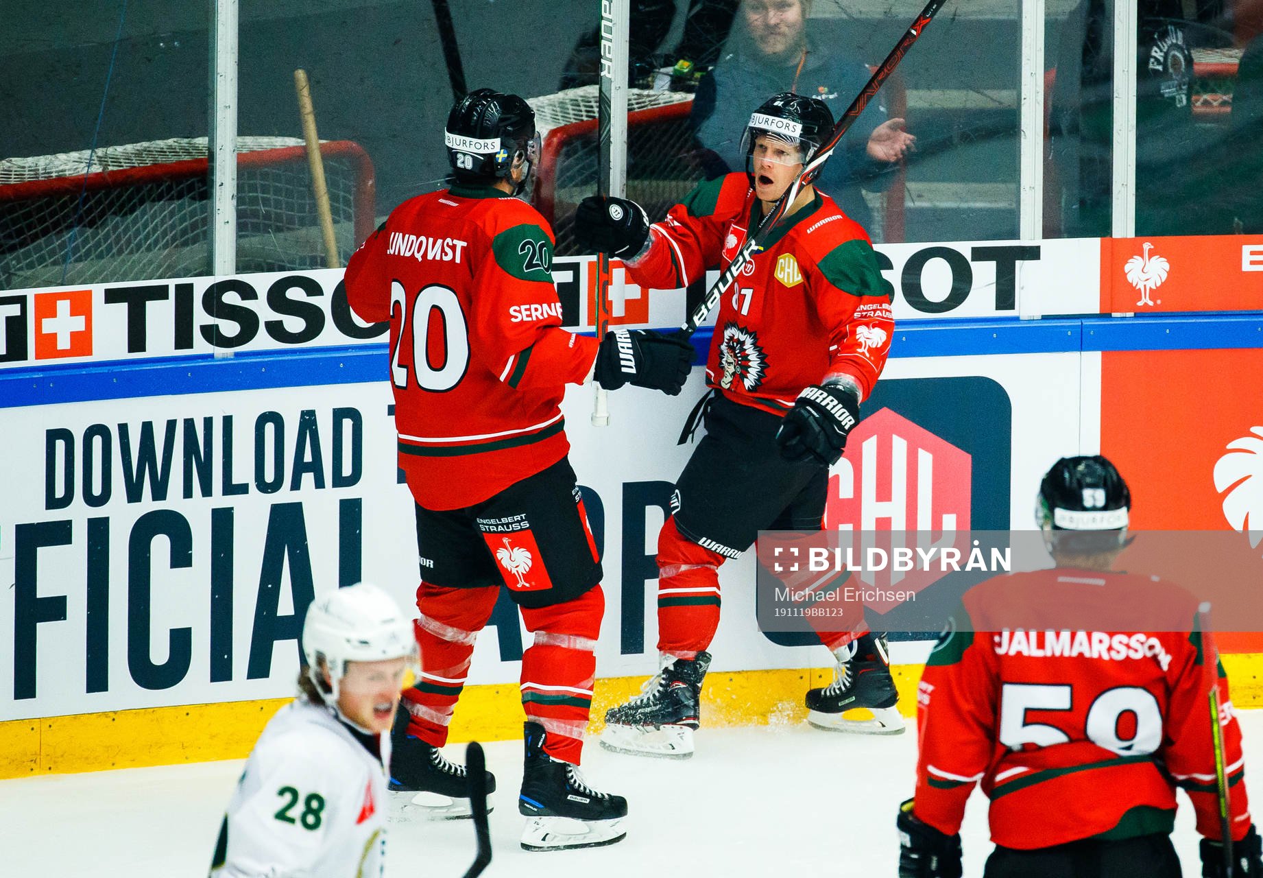 Joel Lundqvist and Ryan Lasch Frölundas celebrate the 3-1
