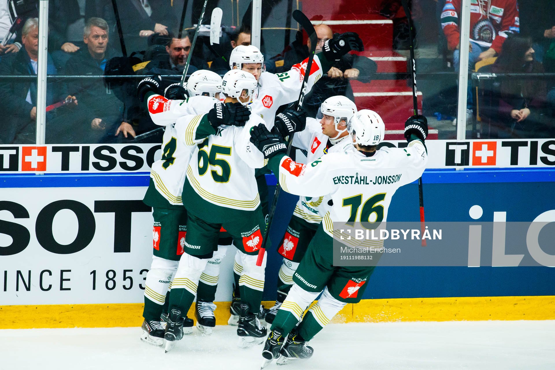 Gustav Rydahl of Färjestad celebrates the 4-2 goal