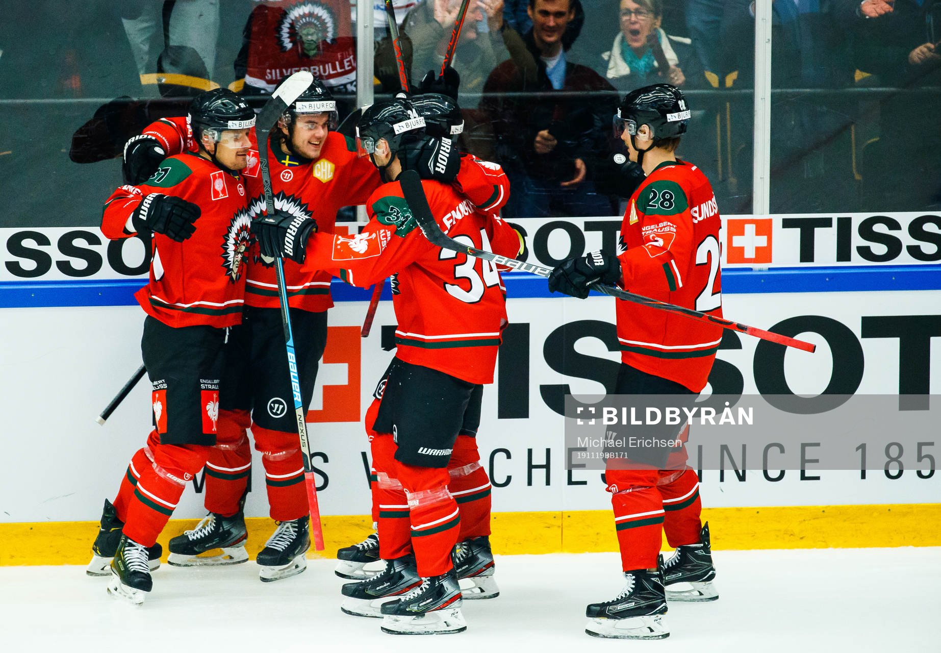 Nicklas Lasu of Frölunda celebrates the 6-2 goal with