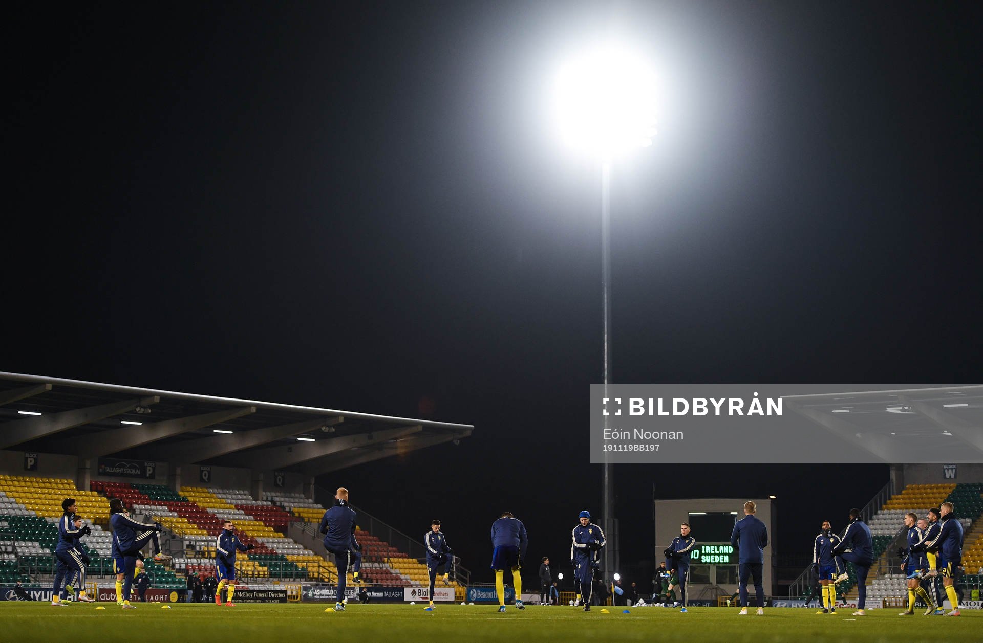 19 November 2019; Sweden players warm up prior to the UEFA