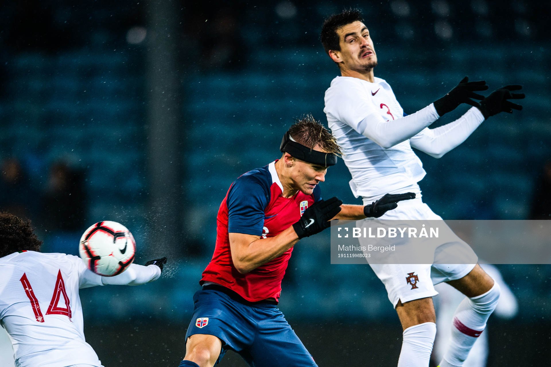 Leo Østigård of Norway and Diogo Leite of Portugal