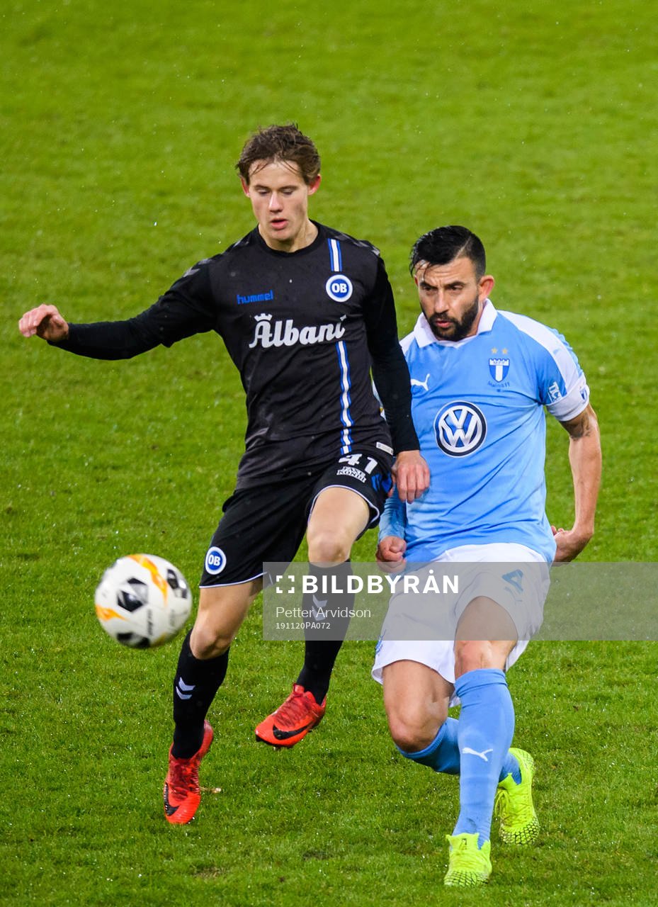 Odenses Mikael Hildegard och Malmö FFs Behrang Safari
