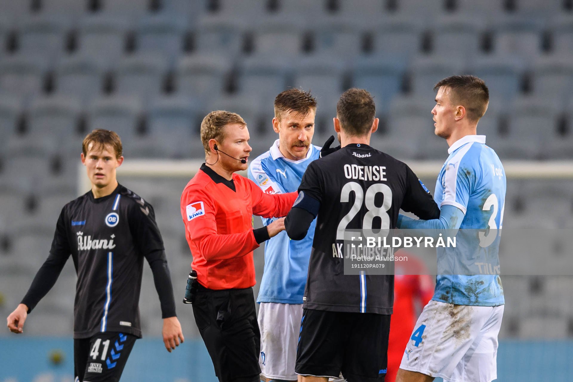 Malmö FFs Rasmus Bengtsson är irriterad på Odenses