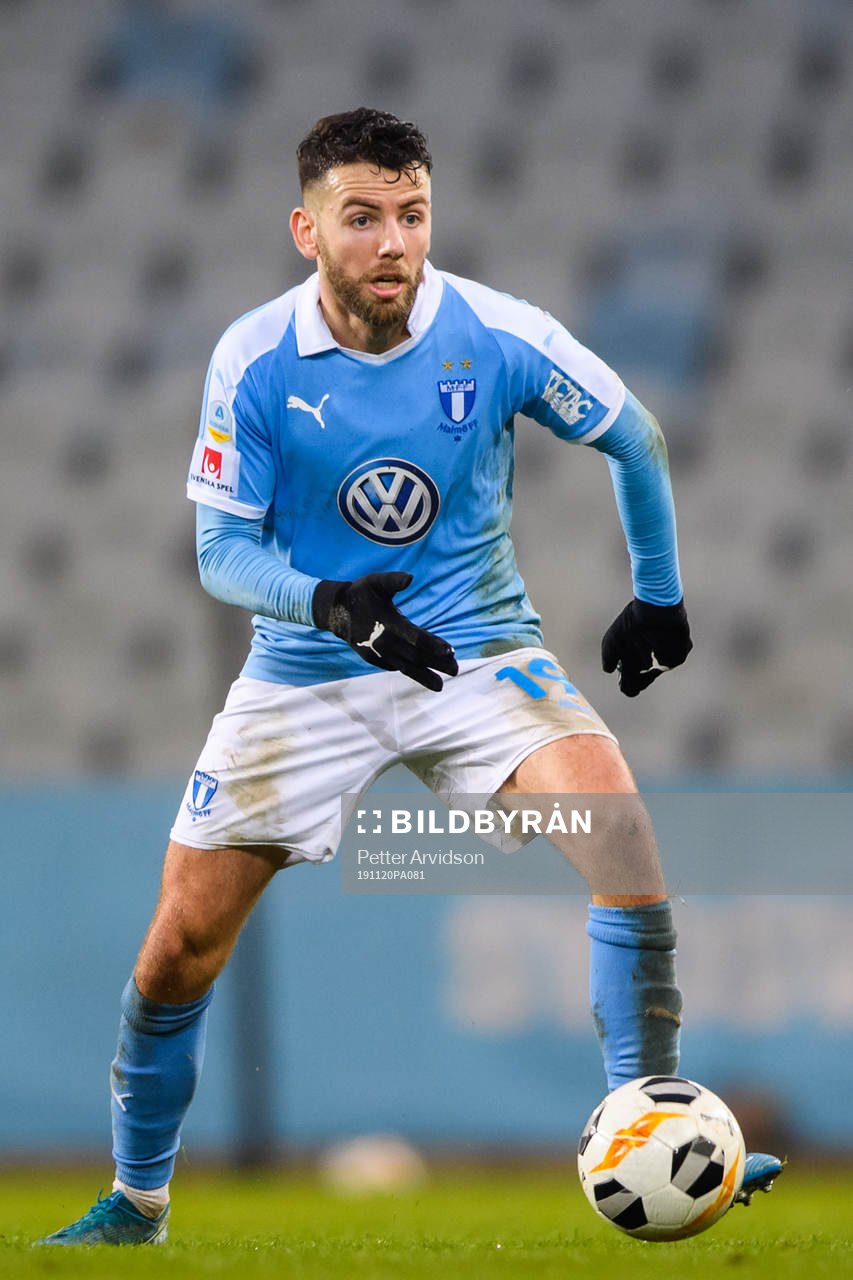 Malmö FFs Erdal Rakip under en träningsmatch i fotboll mellan Malmö FF och Odense den 20 november 2019 i Malmö.