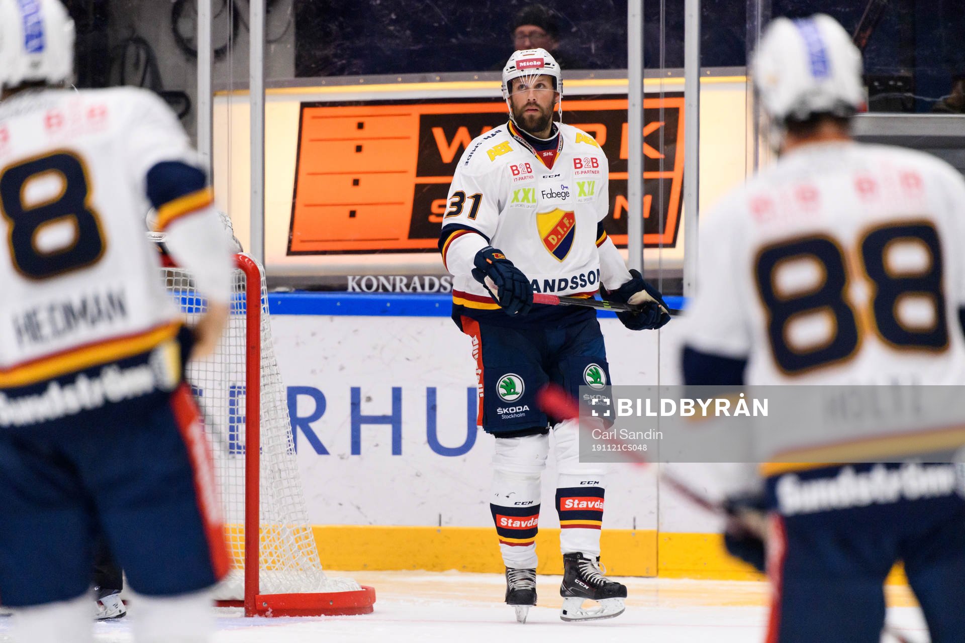 under ishockeymatchen i SHL mellan HV71 och Djurgården