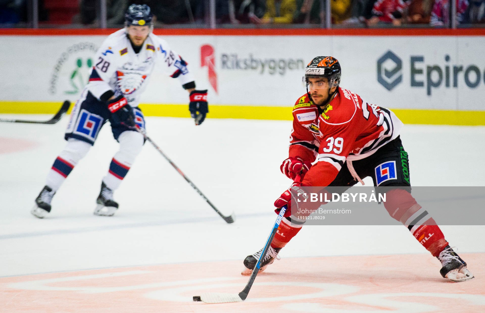 Linköpings Jaakko Rissanen och Örebros Jordan Boucher
